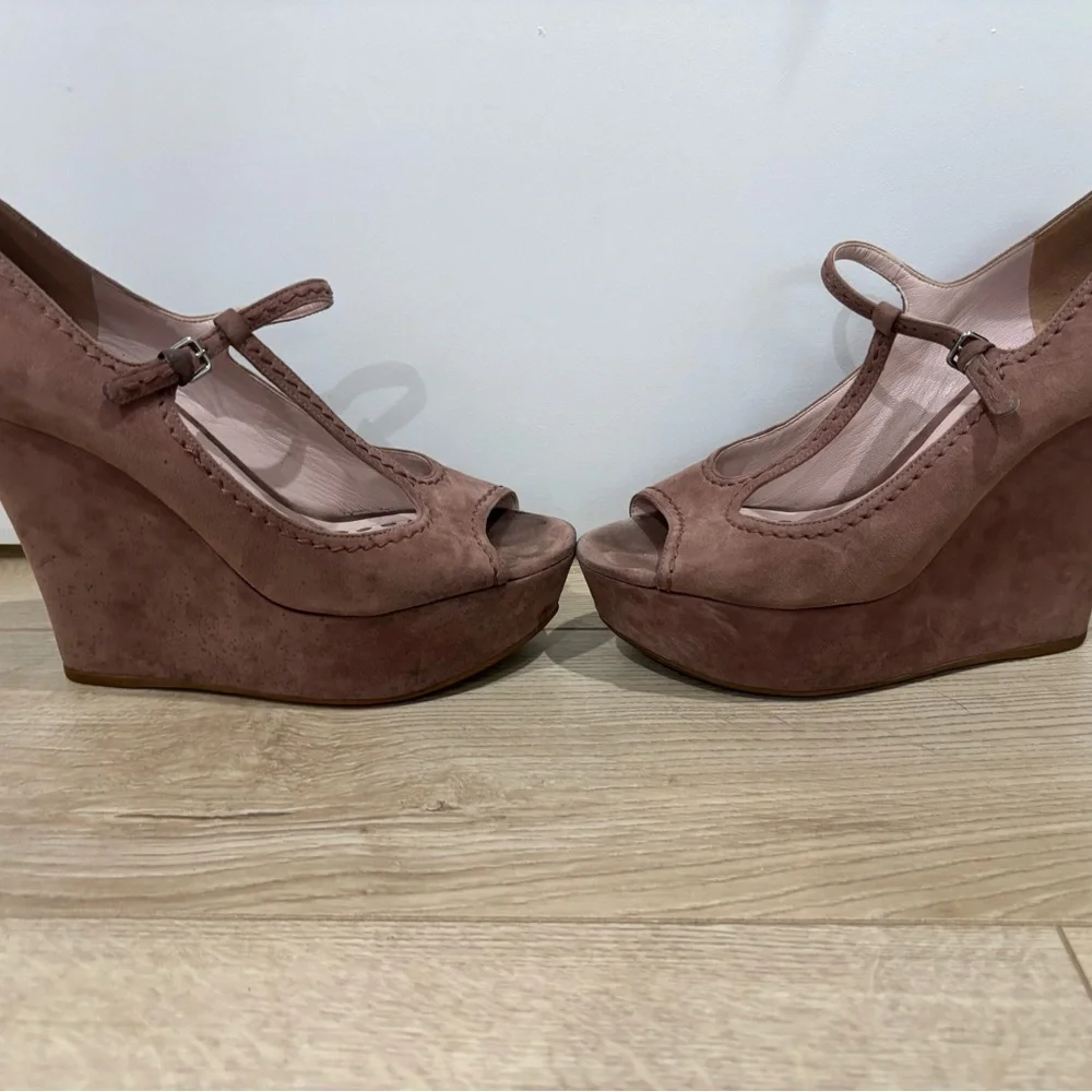 Miu Miu pink suede Wedge Shoes